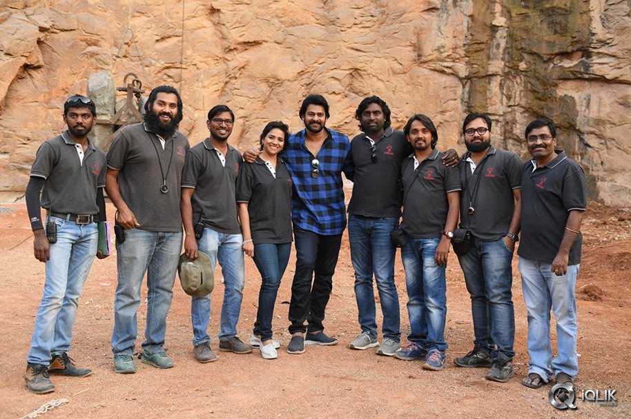 Baahubali-2-Pumpkin-Breaking-Function